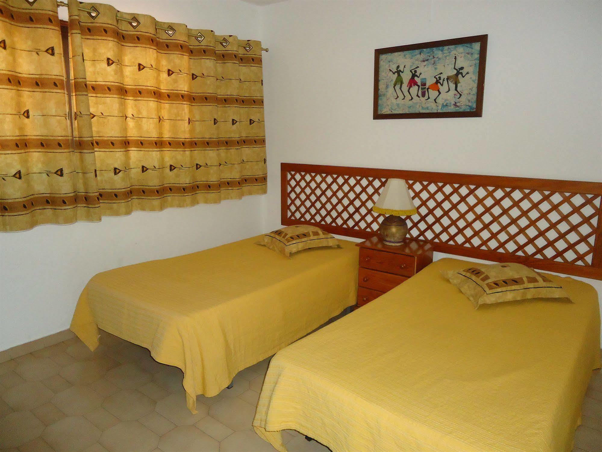 Apartamentos Rainha D. Leonor - Al Albufeira Exterior foto